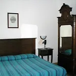 La Hotel